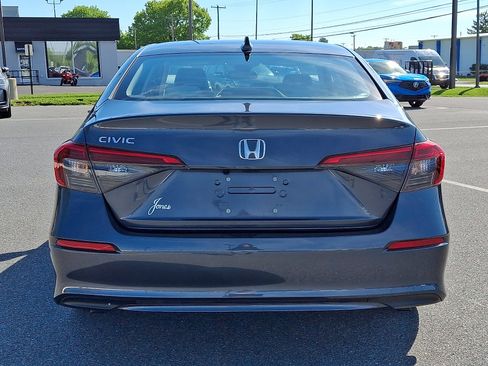 Certified 2023 Honda Civic EX image 5