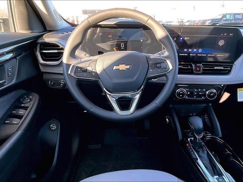 New 2026 Chevrolet TrailBlazer LT w/ Convenience Package AWD/4WD image 14