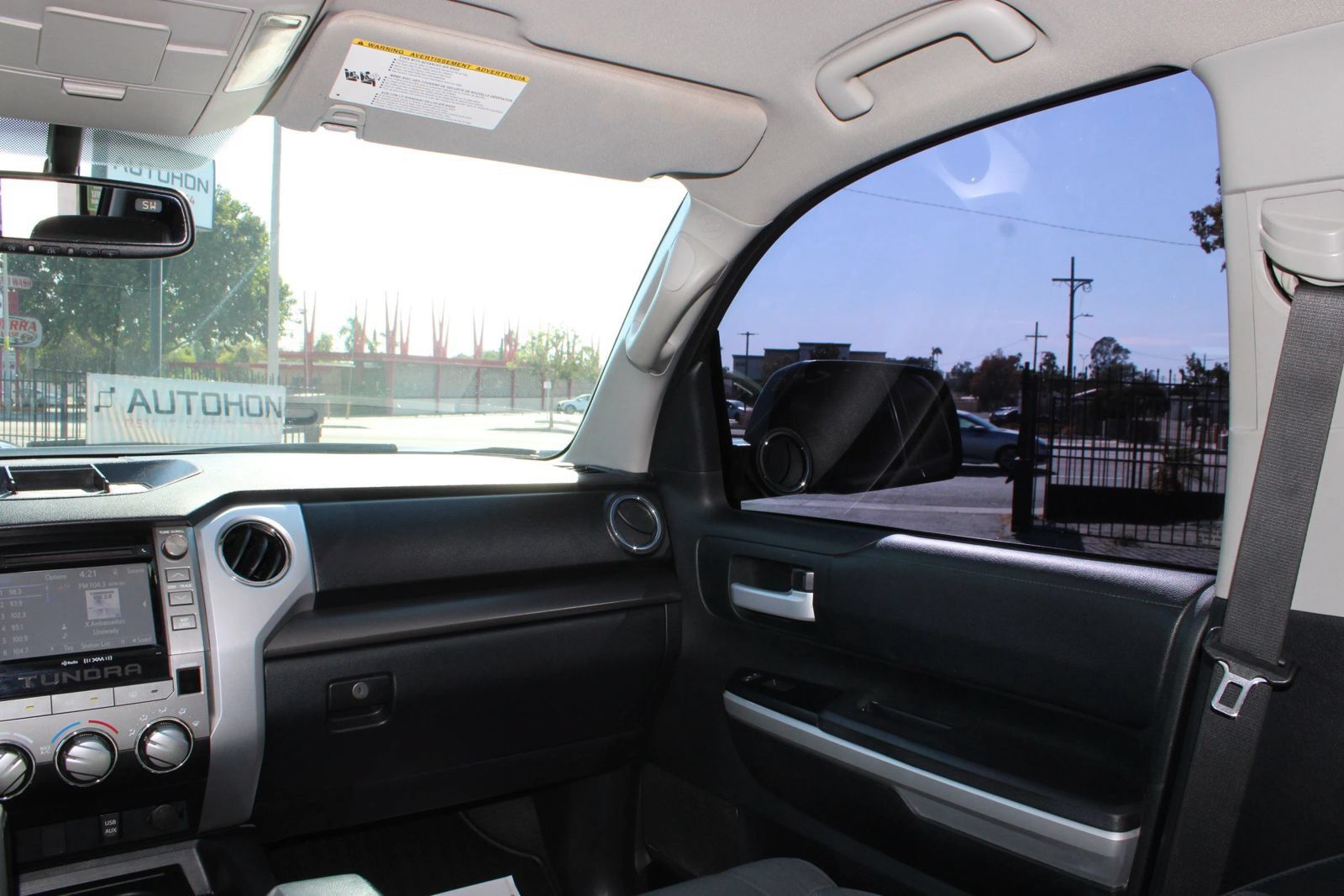 Used 2016 Toyota Tundra SR5 w/ SR5 Upgrade Package RWD image 21