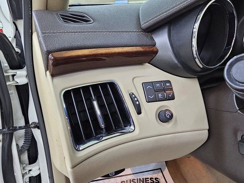 Used 2013 Cadillac CTS Premium image 32