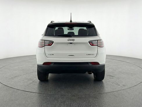 Used 2025 Jeep Compass Limited image 7