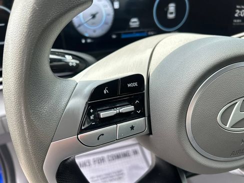 Used 2024 Hyundai Elantra SEL FWD image 23