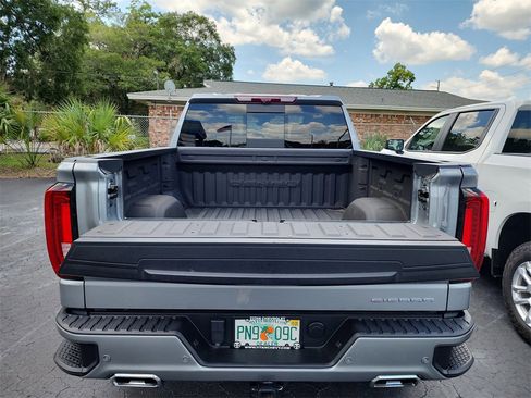 Used 2024 GMC Sierra 1500 Denali w/ Denali Reserve Package image 9