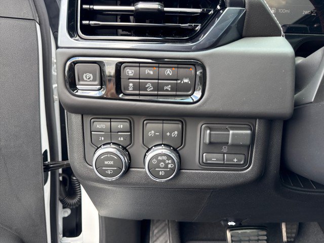 New 2026 GMC Yukon XL AT4 Ultimate AWD/4WD image 27