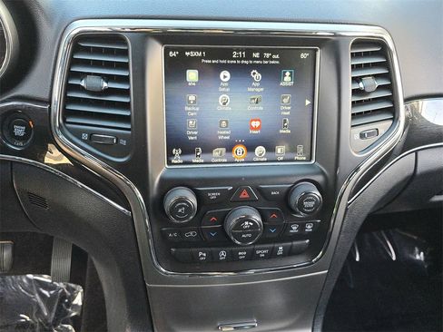 Used 2017 Jeep Grand Cherokee Trailhawk w/ Trailhawk Luxury Group image 27