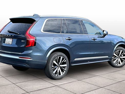 Used 2025 Volvo XC90 B5 Core w/ Protection Package Premier image 16