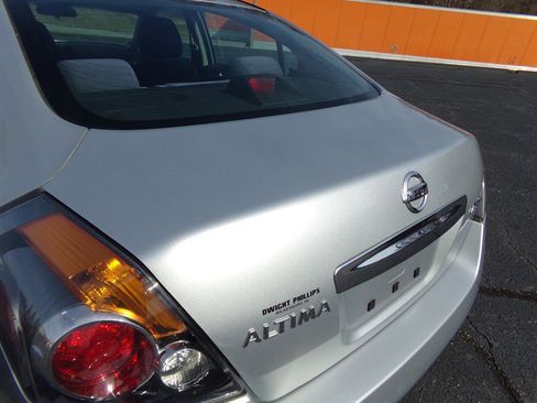 Used 2010 Nissan Altima 2.5 S image 13
