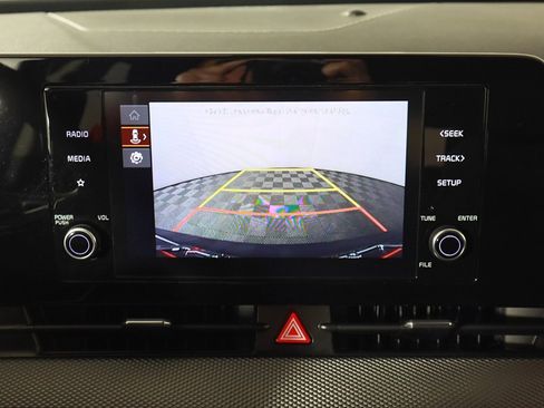 Used 2023 Kia Sportage LX image 39