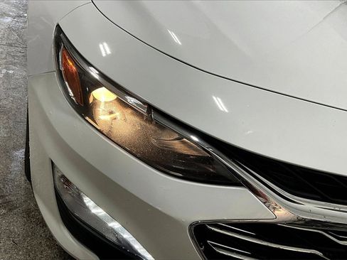 Used 2020 Chevrolet Malibu LT image 30