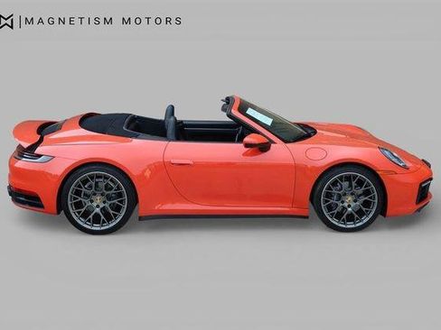 Used 2021 Porsche 911 Carrera w/ Premium Package RWD image 5