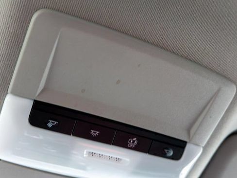 Certified 2023 Nissan Sentra SV FWD image 34