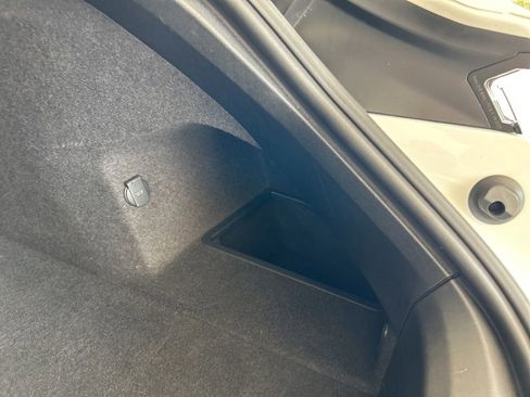 Used 2023 Porsche Taycan GTS image 35