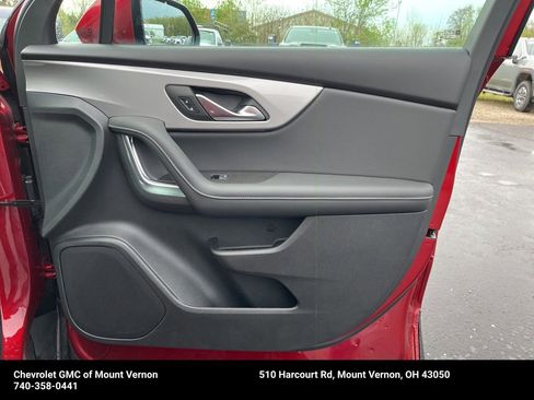 New 2025 Chevrolet Blazer LT w/ Convenience Package image 13