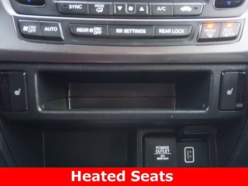 Used 2022 Honda Pilot Special Edition image 9