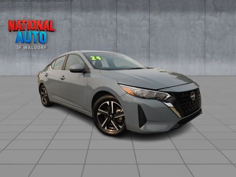 Used 2024 Nissan Sentra SV FWD image 1