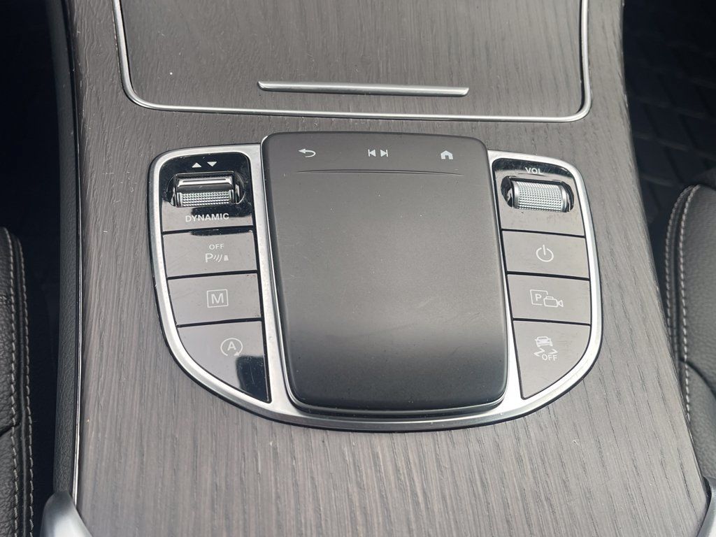 Used 2022 Mercedes-Benz GLC 300 4MATIC image 28