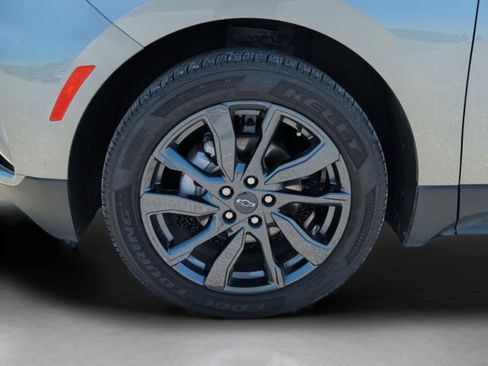 Used 2023 Chevrolet Equinox RS FWD image 39