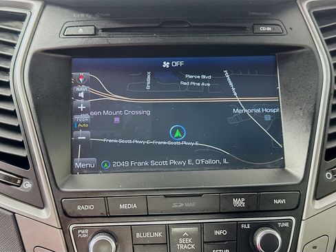 Used 2018 Hyundai Santa Fe Sport w/ 2.0T Ultimate Tech Package 05 AWD/4WD image 13