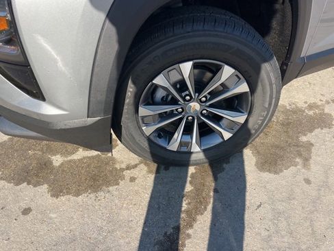 New 2026 Chevrolet Equinox LT image 36