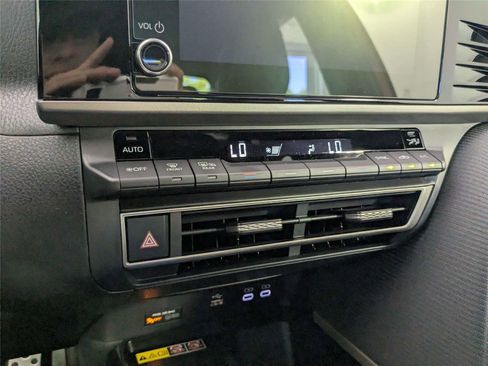 New 2026 Toyota Camry SE FWD image 16