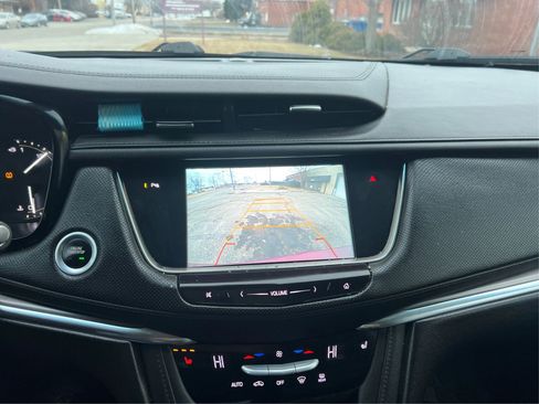 Used 2017 Cadillac XT5 Luxury w/ Driver Awareness Package image 29