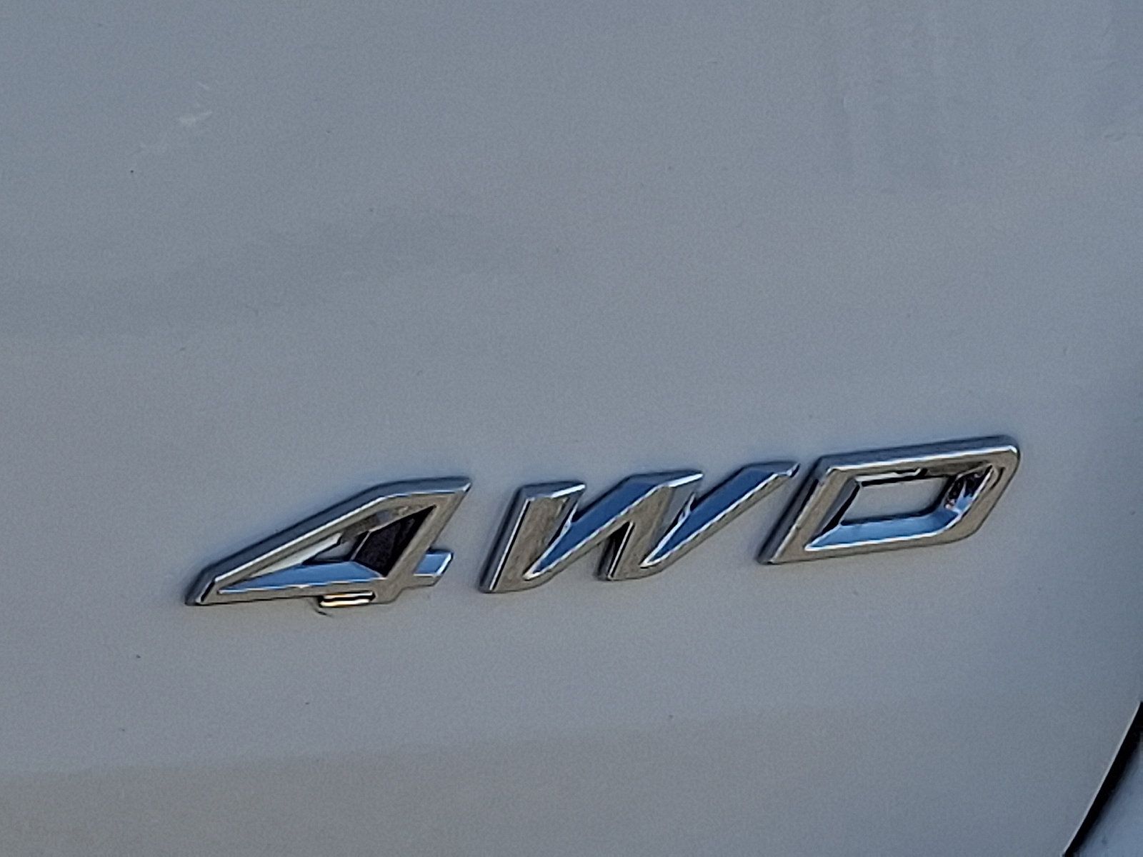 Used 2024 Ford Explorer XLT w/ Equipment Group 202A AWD/4WD image 31
