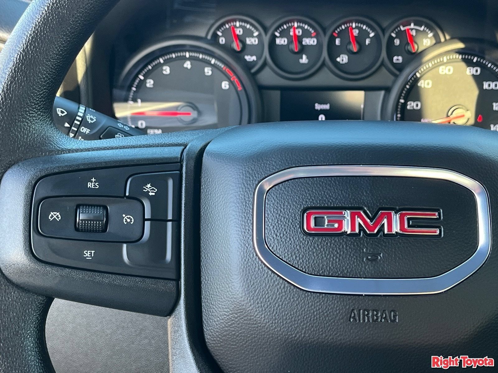 Used 2026 GMC Sierra 2500 Pro w/ Convenience Package RWD image 22