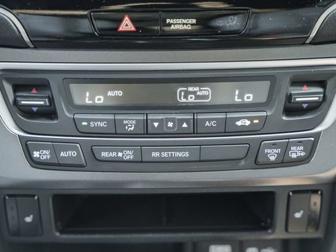Used 2023 Honda Passport EX-L image 24