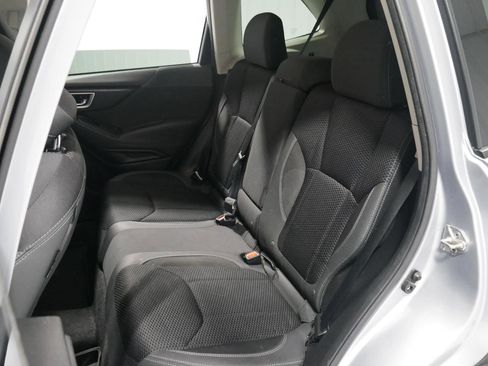 Used 2021 Subaru Forester Premium image 12