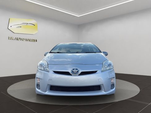 Used 2011 Toyota Prius Two image 2