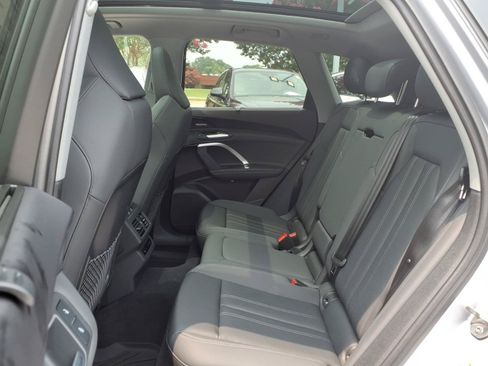 Used 2025 Audi Q5 Prestige AWD/4WD image 20