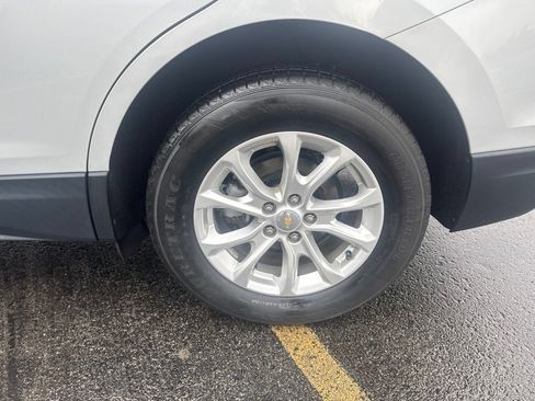 Used 2019 Chevrolet Equinox LS FWD image 13