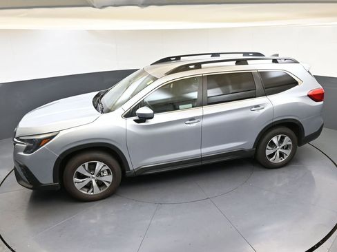 Used 2024 Subaru Ascent Premium w/ Convenience Package image 46