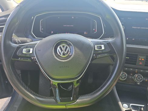Used 2019 Volkswagen Jetta SEL FWD image 5