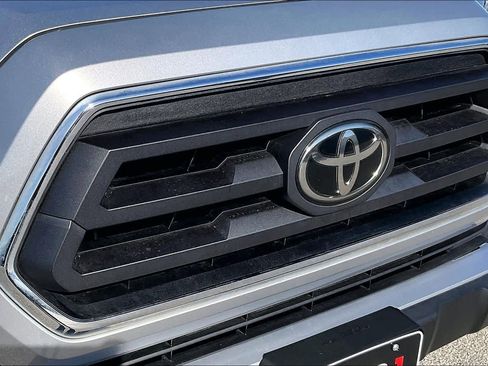 Used 2021 Toyota Tacoma SR5 image 27