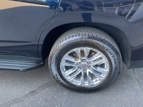 Certified 2022 GMC Yukon SLE w/ Gmc Pro Safety Plus Package AWD/4WD image 17