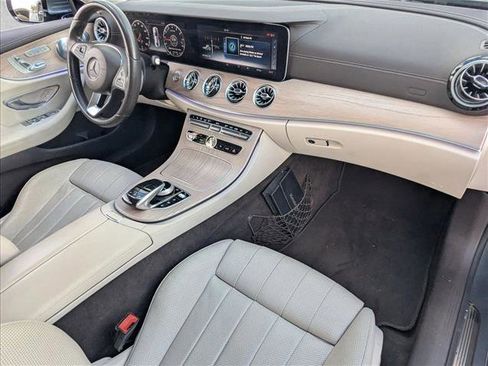 Used 2018 Mercedes-Benz E 400 E 400 image 22