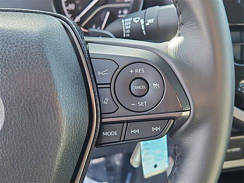 Used 2024 Toyota Camry SE image 18