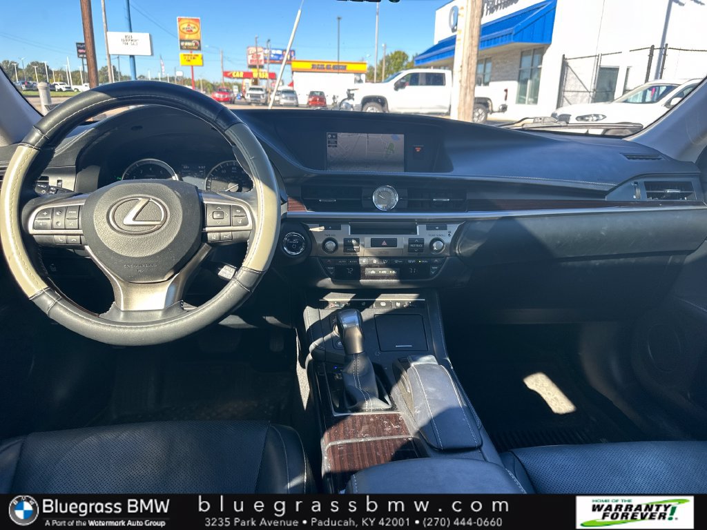 Used 2018 Lexus ES 300h FWD image 12