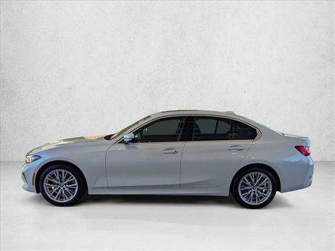 Used 2024 BMW 330i xDrive Sedan image 9