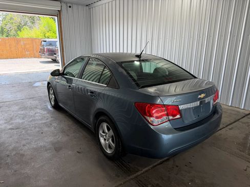 Used 2012 Chevrolet Cruze LT FWD image 2