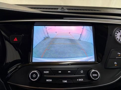 Used 2020 Buick Envision Essence FWD image 46