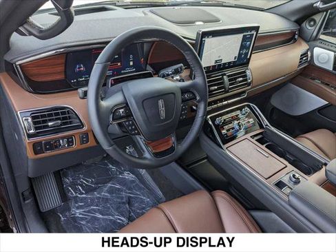 Used 2024 Lincoln Navigator L Reserve image 13
