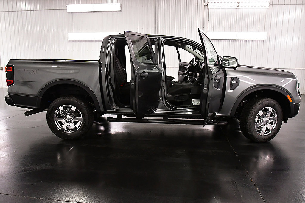 New 2026 Ford Ranger XLT w/ Equipment Group 301A High AWD/4WD image 31