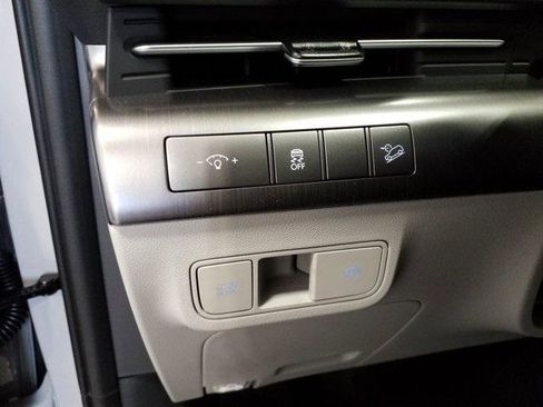 New 2026 Hyundai Kona Limited image 12