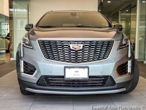 Certified 2024 Cadillac XT5 Premium Luxury w/ LPO, Floor Liner Package AWD/4WD image 5