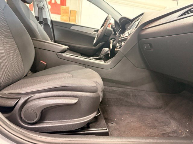Used 2019 Hyundai Sonata SE FWD image 23
