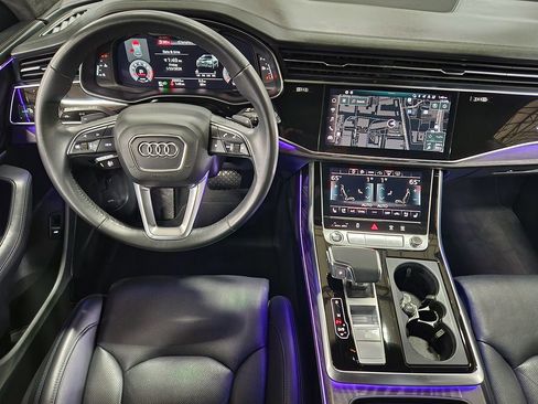 Used 2022 Audi Q8 Prestige image 49