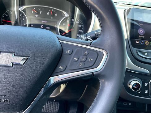 Used 2021 Chevrolet Equinox Premier FWD image 24