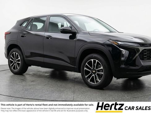 Used 2025 Chevrolet TrailBlazer LT image 1